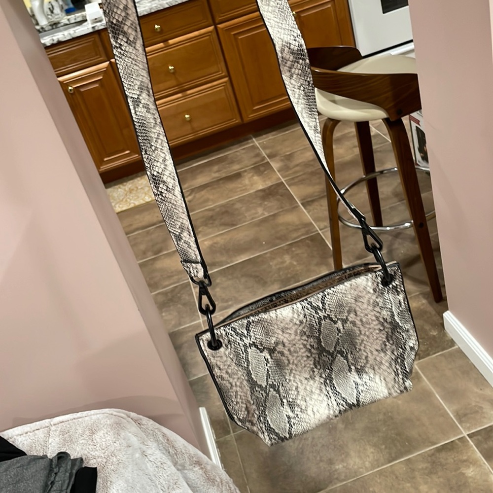Snakeskin women’s satchel
